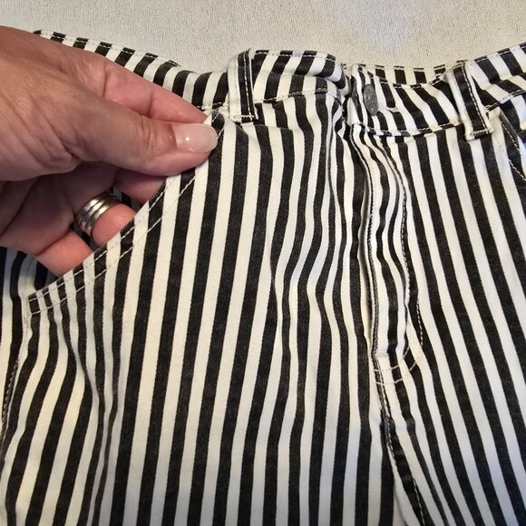 Blank Paige M Medium Womens Super Fit & Flare Raw Hem Jeans GUC Denim Collection - Picture 7 of 16